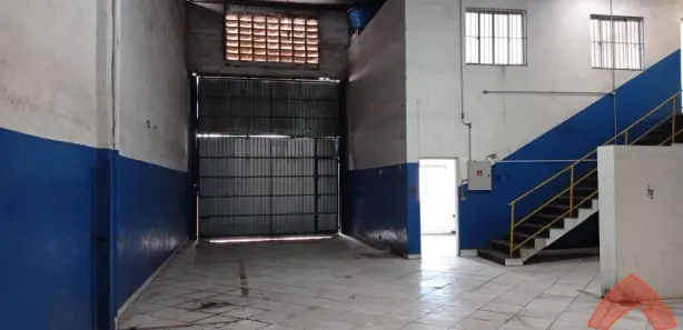 Galpão / Depósito / Armazém para alugar, 538m² no Parque Industrial das Oliveiras, Taboão da Serra