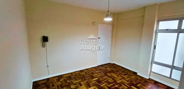 Apartamento com 3 Quartos para alugar, 84m² no Centro, Curitiba