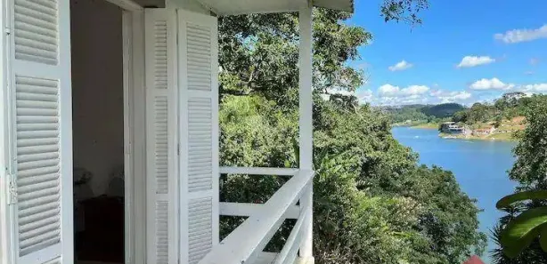 Fazenda / Sítio / Chácara com 4 Quartos à venda, 400m² no , Igaratá