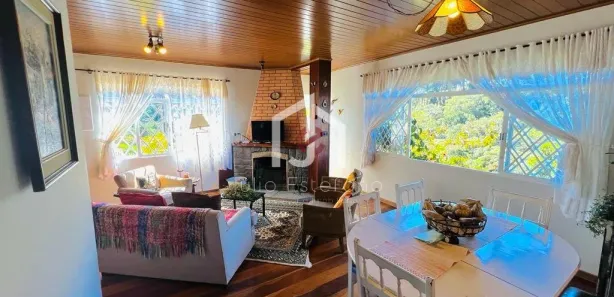Casa de Condomínio com 4 Quartos à venda, 170m² no Vale Encantado, Campos do Jordão