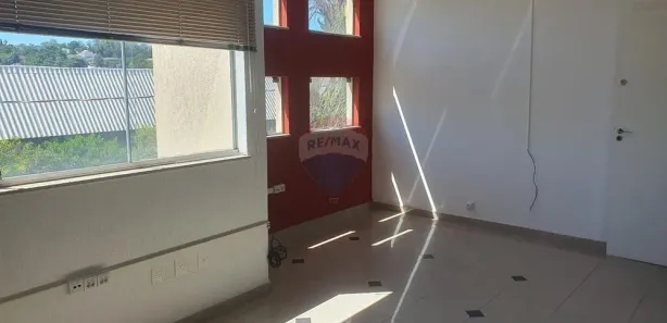 Conjunto Comercial / Sala para alugar, 44m² no Centro, Vinhedo