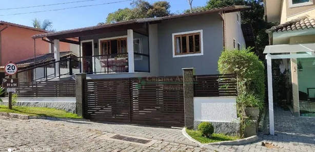 Casa de Condomínio com 4 Quartos à venda, 250m² no Golfe, Teresópolis
