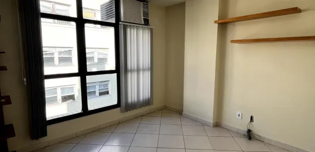Conjunto Comercial / Sala para alugar, 35m² no Centro, Niterói
