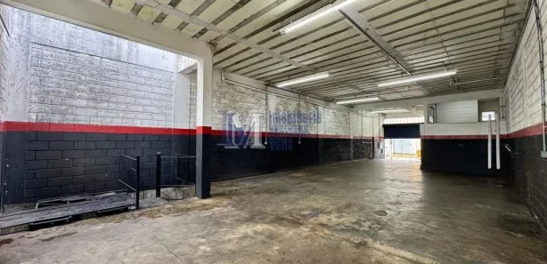 Galpão / Depósito / Armazém para alugar, 550m² no Jardim das Laranjeiras, Bragança Paulista