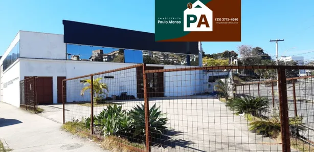 Galpão / Depósito / Armazém à venda, 708m² no Jardim dos Estados, Poços de Caldas