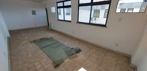 Conjunto Comercial / Sala para alugar, 42m² no Jardim Vinte e Cinco de Agosto, Duque de Caxias