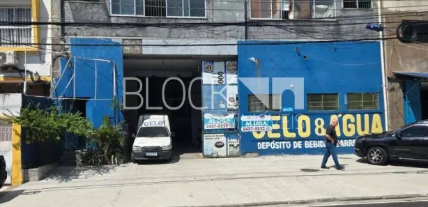 Galpão / Depósito / Armazém para alugar, 360m² no Ramos, Rio de Janeiro