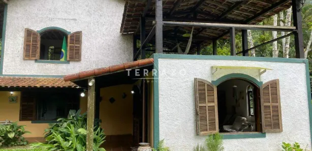 Casa de Condomínio com 2 Quartos à venda, 180m² no Monte Oliveti, Guapimirim