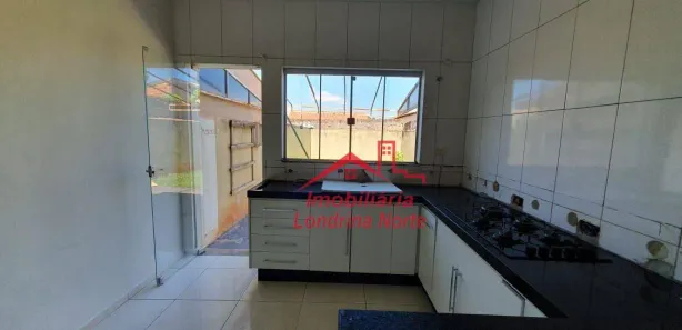 Casa com 2 Quartos para alugar, 80m² no Jardim ltaparica, Londrina