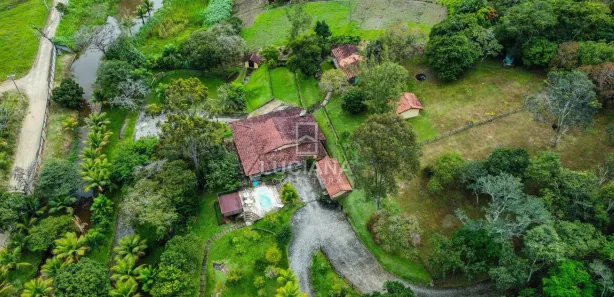 Fazenda / Sítio / Chácara com 2 Quartos à venda, 28000m² no COHAB-ll, Gravatá