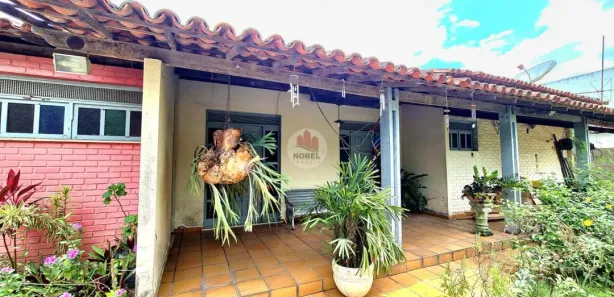 Casa com 3 Quartos para alugar, 1500m² no Centro, Feira de Santana