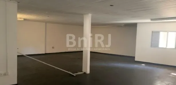 Galpão / Depósito / Armazém à venda, 800m² no Barra da Tijuca, Rio de Janeiro