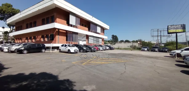 Prédio Inteiro para alugar, 1270m² no Núcleo Residencial Isabela, Taboão da Serra