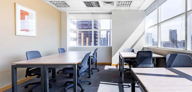 Conjunto Comercial / Sala para alugar, 100m² no Centro, Curitiba