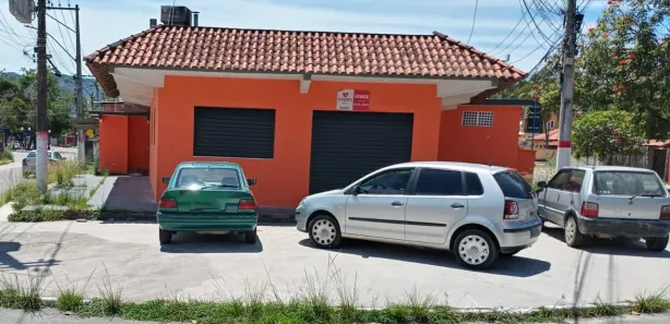Loja / Salão / Ponto Comercial à venda, 141m² no Spar (Inoã), Maricá