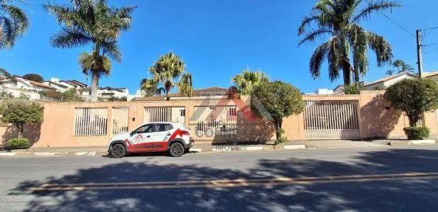 Casa Comercial com 5 Quartos para alugar, 480m² no Vila Oliveira, Mogi das Cruzes