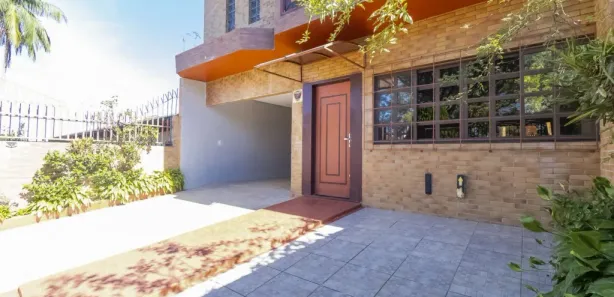 Sobrado com 3 Quartos à venda, 245m² no Bom Retiro, Curitiba