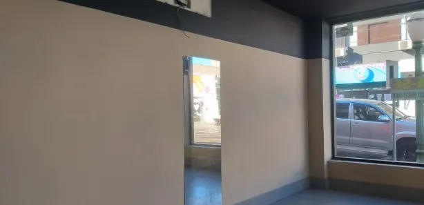 Loja / Salão / Ponto Comercial para alugar, 55m² no Centro, Apucarana