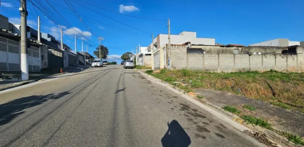Terreno / Lote / Condomínio à venda, 200m² no , Araçariguama