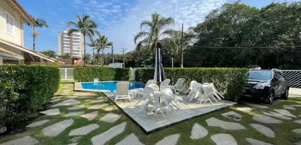 Sobrado com 2 Quartos para venda ou aluguel, 65m² no São Lourenço, Bertioga