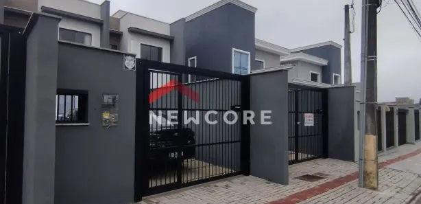 Sobrado com 3 Quartos à venda, 97m² no Bom Retiro, Joinville