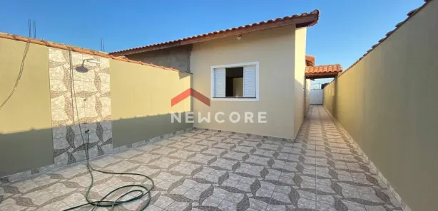 Casa com 2 Quartos à venda, 61m² no Vila Vera Cruz, Mongaguá