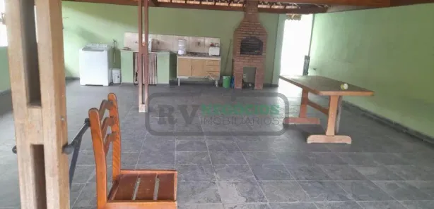 Casa com 3 Quartos à venda, 401m² no Democrata, Juiz de Fora
