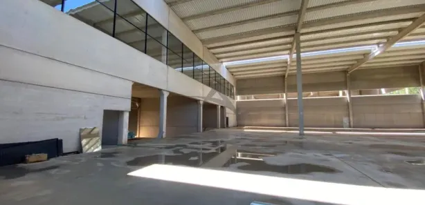 Galpão / Depósito / Armazém para venda ou aluguel, 1239m² no Cascata, Paulínia