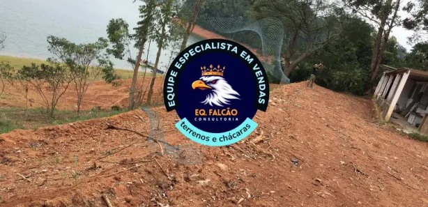 Fazenda / Sítio / Chácara com 3 Quartos à venda, 600m² no , Igaratá