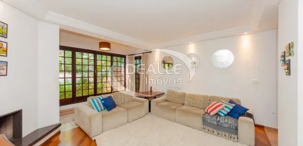 Casa de Condomínio com 4 Quartos para alugar, 356m² no Cascatinha, Curitiba