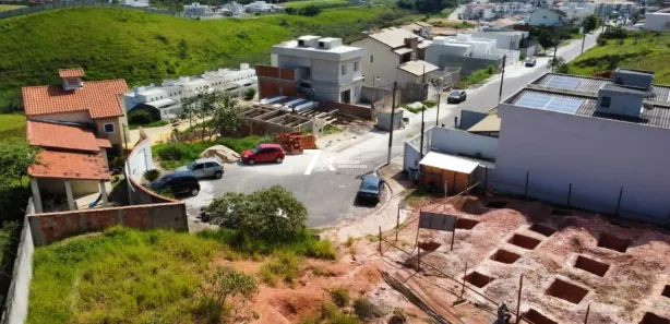 Terreno / Lote / Condomínio à venda, 653m² no Parque Ipiranga II, Resende