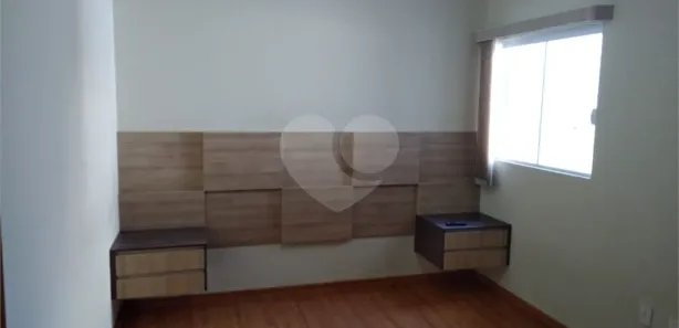 Sobrado com 2 Quartos à venda, 70m² no Reneville, Mairinque