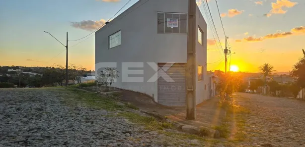 Loja / Salão / Ponto Comercial com 2 Quartos à venda, 146m² no Santa Lúcia, Divinópolis