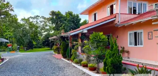 Fazenda / Sítio / Chácara com 3 Quartos à venda, 150m² no Iperoba, São Francisco do Sul