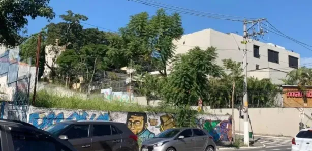 Terreno / Lote / Condomínio para venda ou aluguel, 900m² no Morumbi, São Paulo
