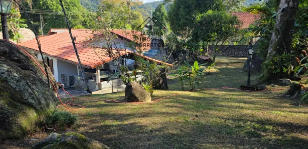 Fazenda / Sítio / Chácara com 3 Quartos à venda, 120m² no Centro, Guapimirim