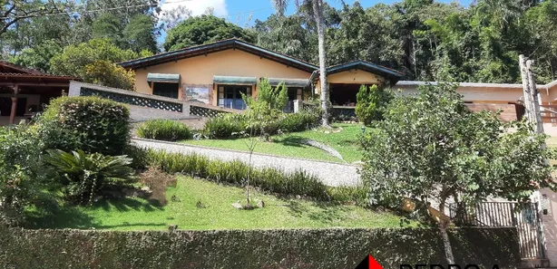 Casa de Condomínio com 5 Quartos à venda, 170m² no Estância Suíça, Serra Negra