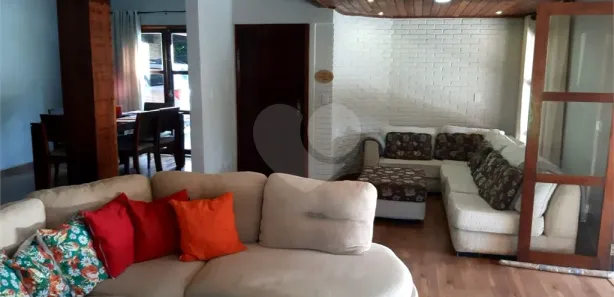 Fazenda / Sítio / Chácara à venda, 300m² no , Mairinque