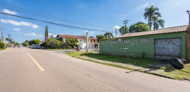 Terreno / Lote / Condomínio à venda, 560m² no Novo Mundo, Curitiba