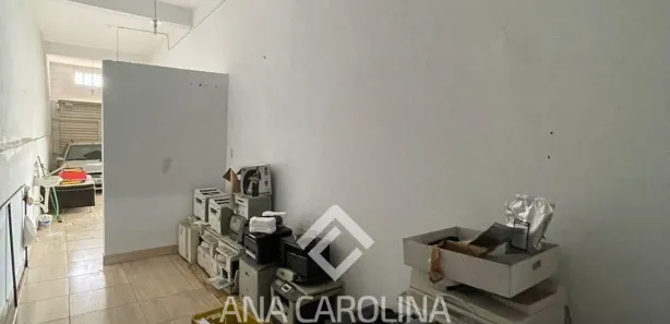 Loja / Salão / Ponto Comercial à venda, 273m² no Cintra, Montes Claros