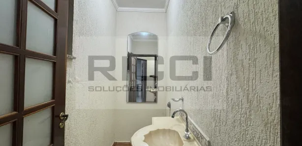 Sobrado com 3 Quartos para alugar, 264m² no Parque Residencial Itapeti, Mogi das Cruzes
