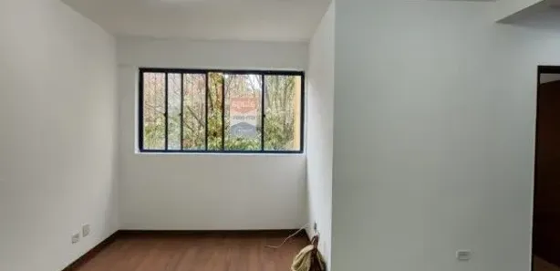 Apartamento com 3 Quartos para alugar, 66m² no Cláudia, Londrina