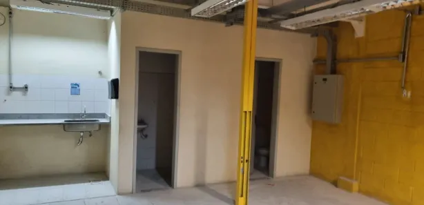 Galpão / Depósito / Armazém para alugar, 612m² no Jardim Olinda, Cabo Frio