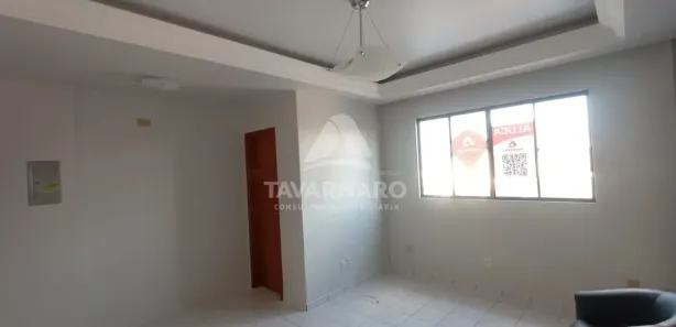 Conjunto Comercial / Sala para alugar, 52m² no Centro, Ponta Grossa