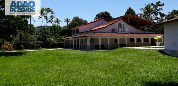 Fazenda / Sítio / Chácara com 6 Quartos à venda, 450m² no Vale das Pedrinhas, Guapimirim