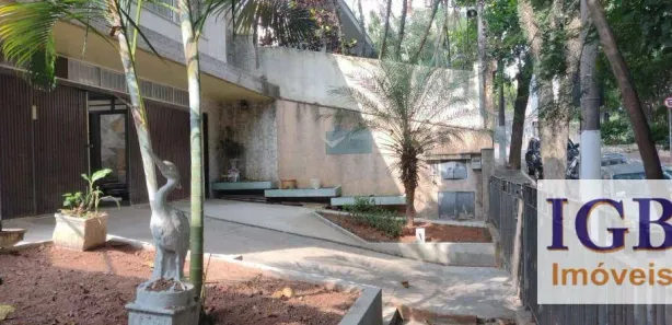 Casa com 3 Quartos para venda ou aluguel, 382m² no Jardim das Laranjeiras, São Paulo