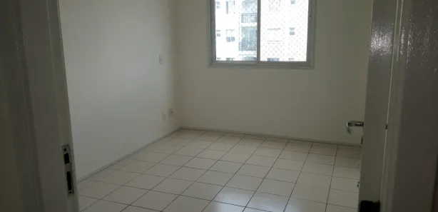 Apartamento com 2 Quartos para alugar, 60m² no Adrianópolis, Manaus