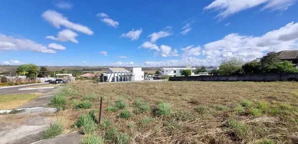 Terreno / Lote / Condomínio à venda, 2500m² no Park Way, Brasília
