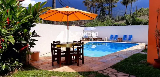 Loja / Salão / Ponto Comercial com 11 Quartos à venda, 250m² no Maresias, São Sebastião
