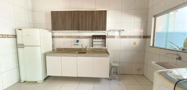 Casa de Condomínio com 3 Quartos para alugar, 200m² no Ponta Negra, Manaus